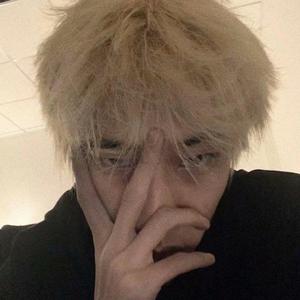 女兵裸体BBBB裸体
